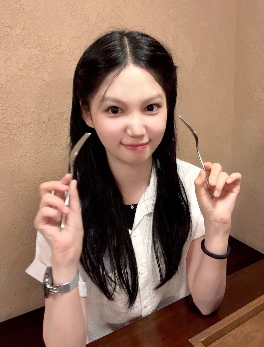 3Se3u's tweet photo. 모닝차주먼데 https://t.co/4oIYmUwMyV