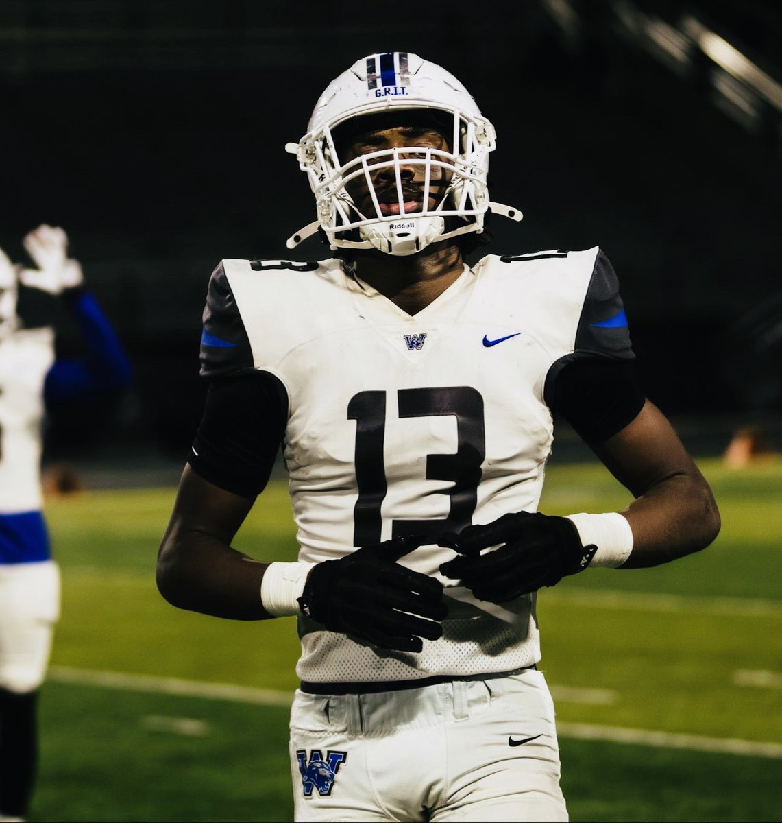 CoarchHayes's tweet photo. 2400 Union Rd. @RecruitWestlake 6’4 205lbs. TE, DE; great athlete @Showtiimetreyy . Hurdler, elite blocker. Edge defender, emerging on both sides of the ball. #Athlete @WestlakeSports1 @adamgorney @CMAnderson247 @TJ_Randall12 @On3 @espn @Rivals @kwhit4 @espn @RecruitGeorgia https://t.co/D8s5PW7OSy