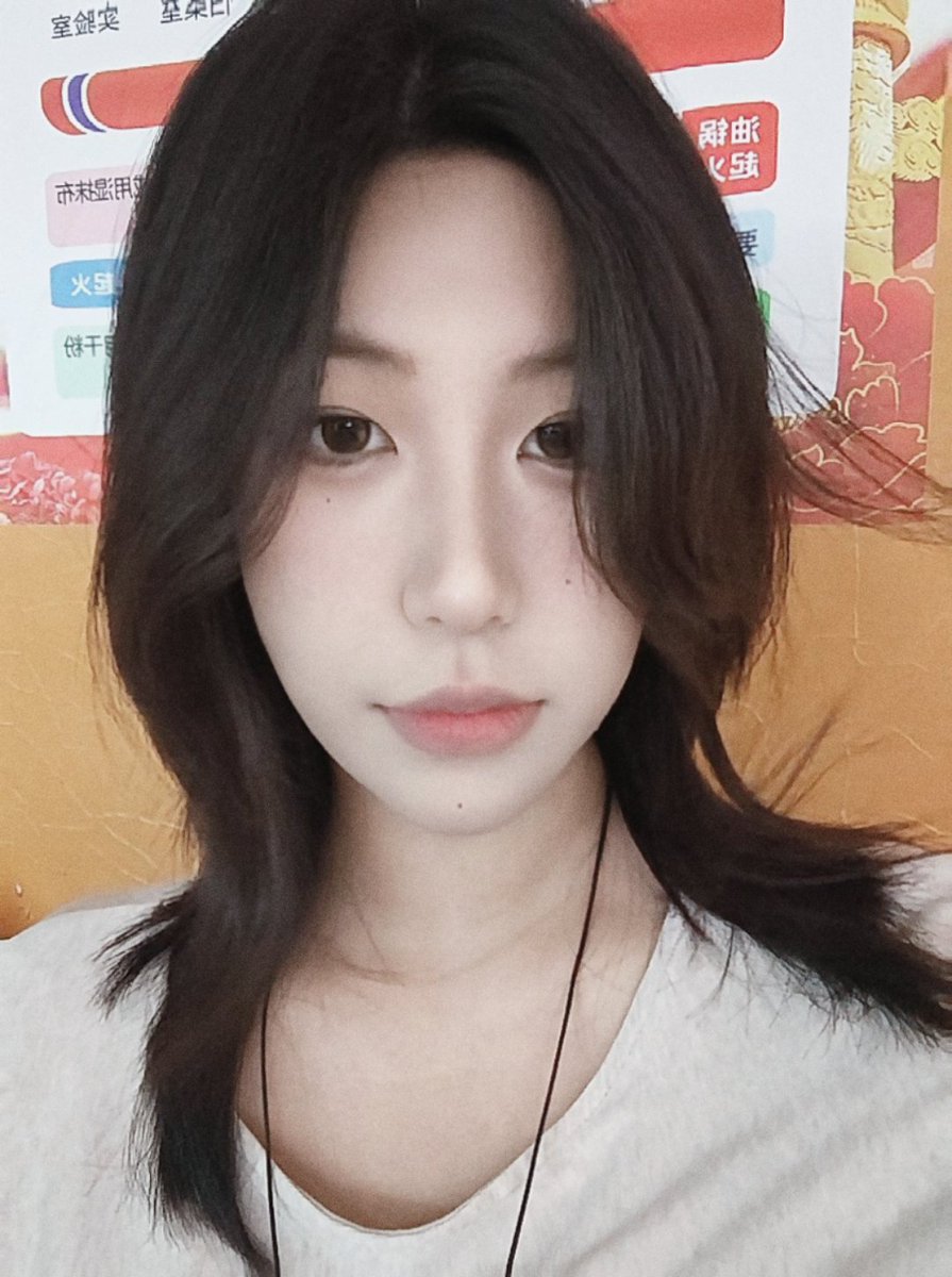 Unlooock_'s tweet photo. But I’m Asian to begin with. This makeup style and facial features are totally popular where I’m from. And my eye color is naturally this shade. Are you racist against East Asians? Are you a racial bigot? Why bully others by forcing your own beauty standards on everyone else? https://t.co/VEG9vSEJx2