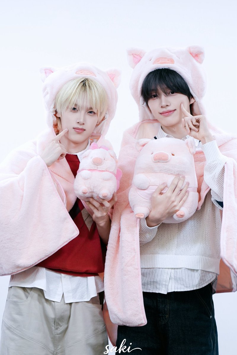 sakisato0921's tweet photo. 260731 헬로라이브 팬사인회

#마사토 #マサト #masato #青柳将翔 #베이온 #vayonn https://t.co/aOdwHKDAB0