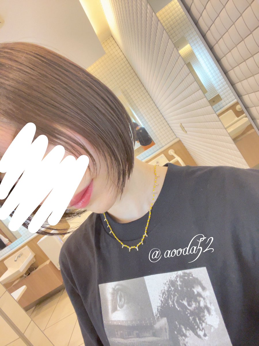 aooda52's tweet photo. そういえば髪切った💇🏻‍♀️
(トイレでごめん) https://t.co/sbM9SVuoQF