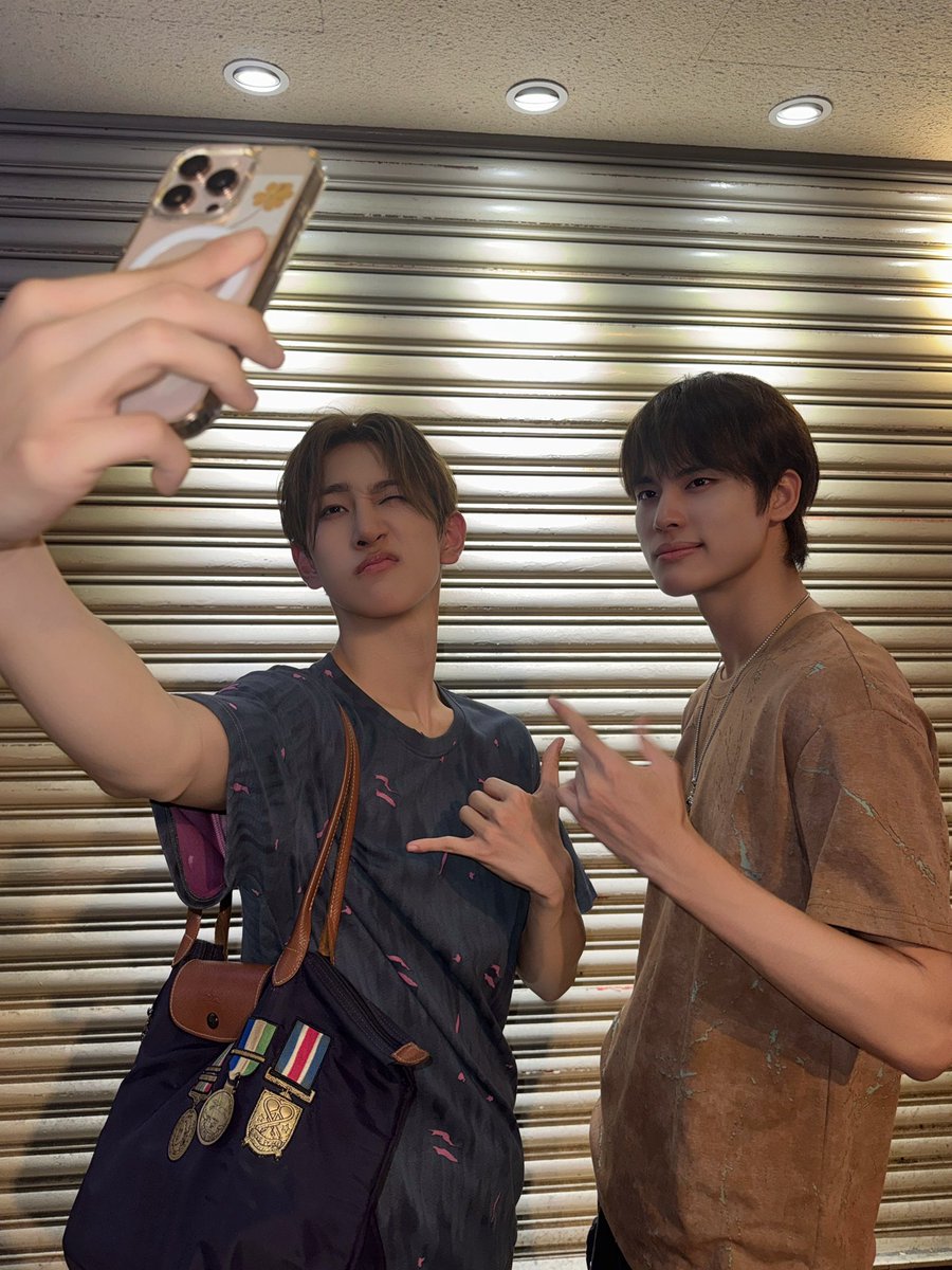 NewBeat_twt's tweet photo. [#전여여정][#최서현]

05Gang🏴‍☠️ https://t.co/Y3ho6h9CiP