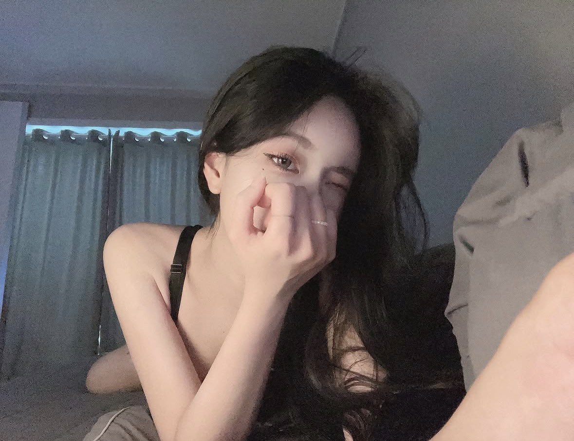 s4vholic's tweet photo. cozy day 🌹 https://t.co/Ky2gBmTgXa