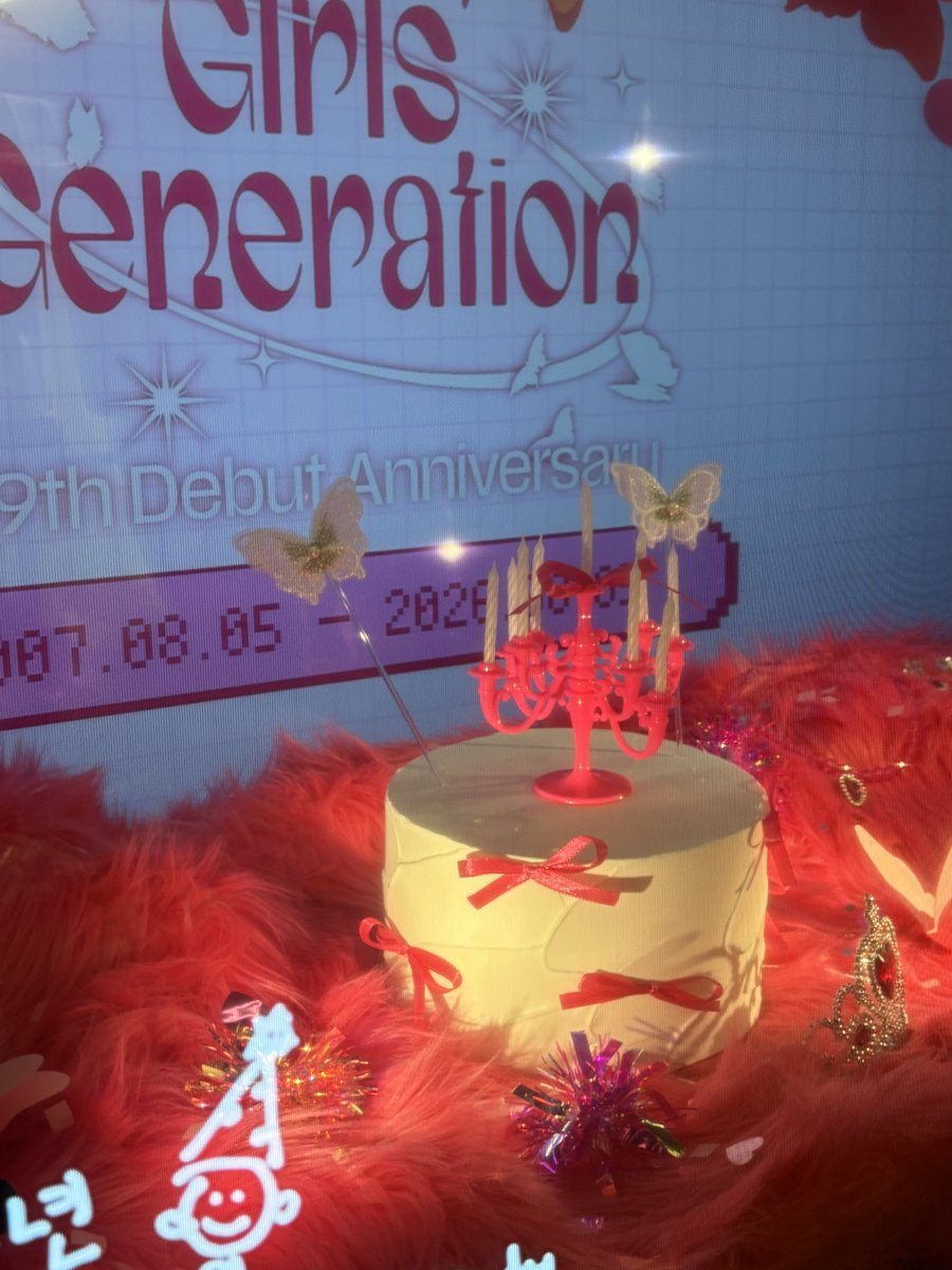 Shusoo123o9's tweet photo. 소시 19주년 💕

#KWANGYA_SEOUL #GirlsGeneration_19th_Anniversary https://t.co/srRwz7qNSN