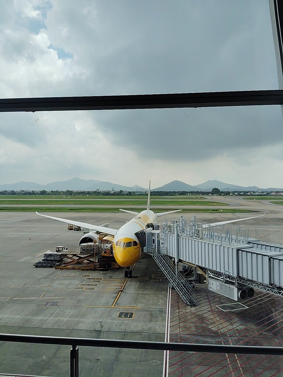 K6796now's tweet photo. シンガポール🇸🇬に Scoot で向かう。HAN-SIN https://t.co/lrdIgWgGmD