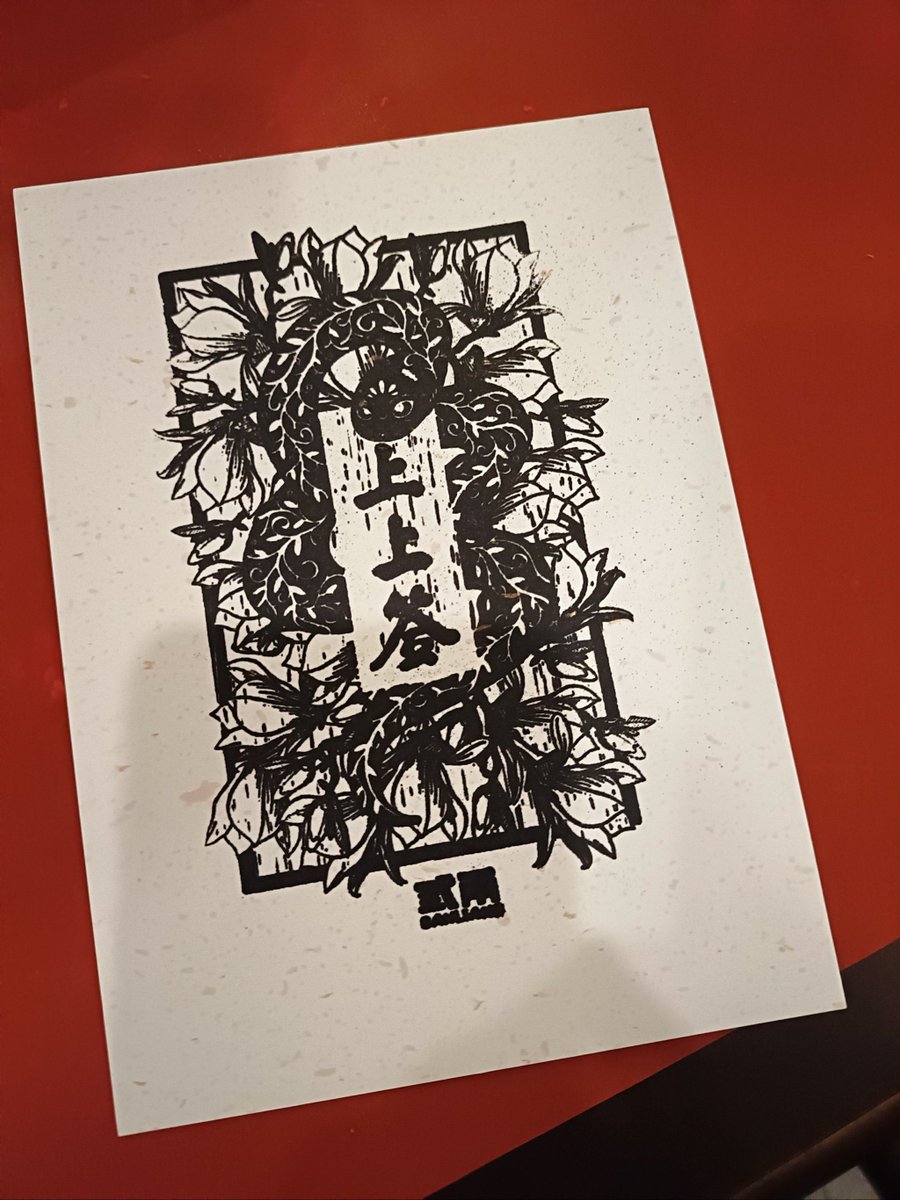 RvPisGoD's tweet photo. Just spent an hour with my old sketchbook, flipping through pages of messy doodles and half-finished poems. Felt like a warm hug for my tired soul today. ， https://t.co/38Y6PjNYeK