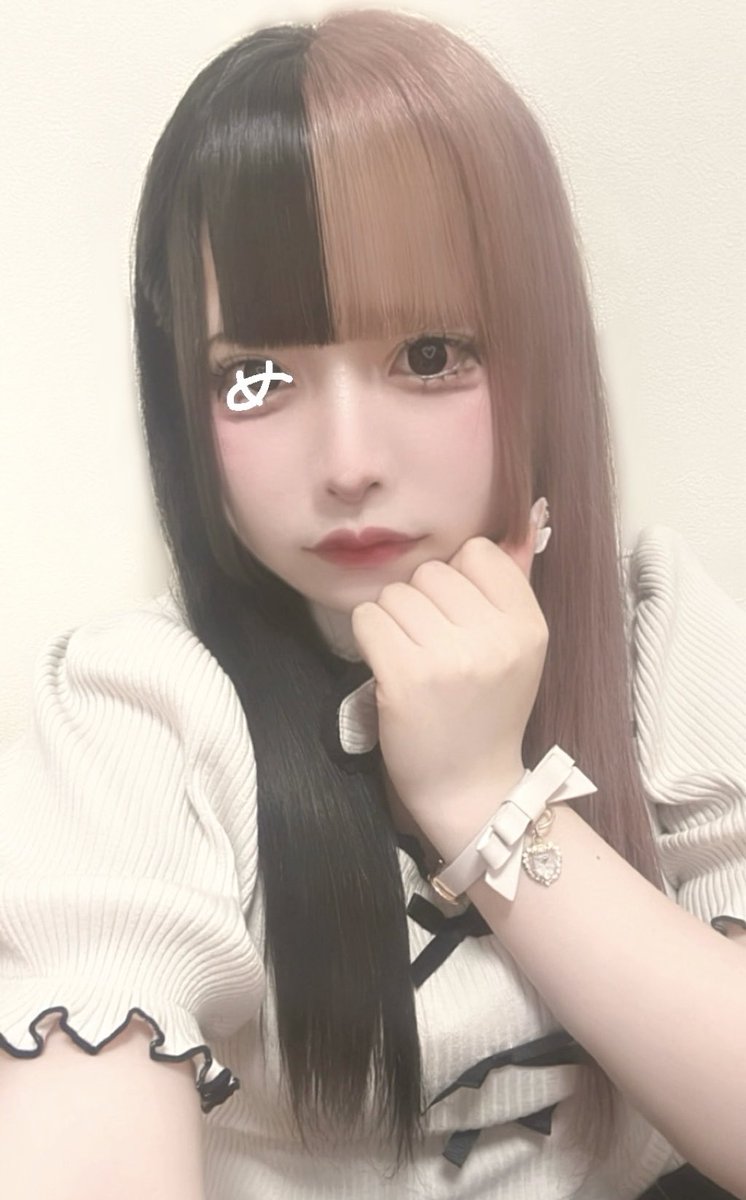 uf9ll_'s tweet photo. ←1年前        　　　　　　　　　今日→
かなり変化した(ᴖ ̫ᴖ  )♪ https://t.co/qsigUaYzmF