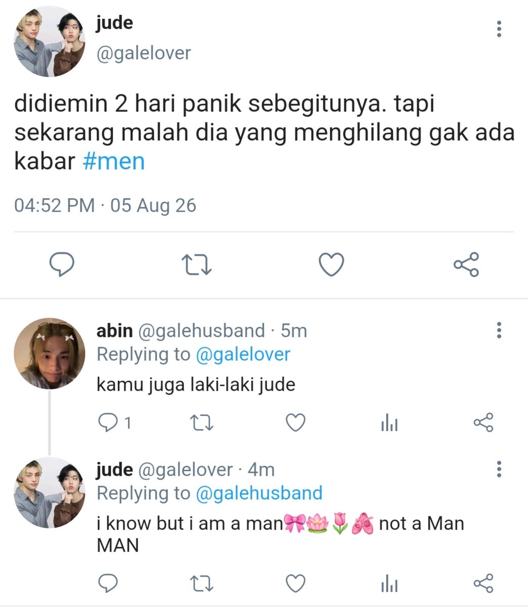 hanievol's tweet photo. gale lagi sibuk maksimal

(strange little fan ; hyunsung au) https://t.co/ZYOwF2qBvb