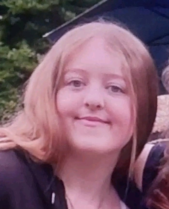 FreyjaBakke's tweet photo. Gloucestershire Constabulary are appealing for information to help locate a teenage girl who has gone missing from the Forest of Dean.
Brooke, aged 15, has not been seen since leaving an address in Lydney in the early hours of yesterday morning (Tuesday 4 August).
Officers are growing concerned for her welfare and we're asking anyone with information to come forward.
Brooke is described as being 5ft 5in in height, of a medium build, and blonde hair which she sometimes wears in plaits.
She was last seen wearing a black sleeveless top, a black zip-up jacket and grey jogging bottoms, and was carrying a rucksack.
It is believed that she may have travelled on public transport into Wales to meet friends in Cardiff, Newport and Cwmbran.
Anyone who has information about Brooke's whereabouts is asked to contact Gloucestershire Police on 101, quoting reference number 53260067125.If you can see Brooke at the time of calling, please ring 999.
