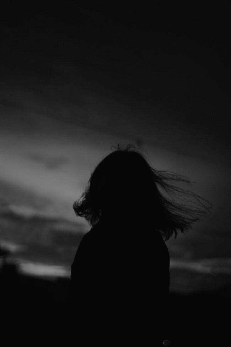 DakumEsther's tweet photo. What Steals our peace? troubles our heavy lids?
Makes us so restless
We get Caught up in the moment 
Ignoring finding rest .

They are like  crashing waves...the worries of this life, each sweeping the quiet 
Echoing loud noises that we fail to see who matters... walking on water https://t.co/80mKNDlIJA