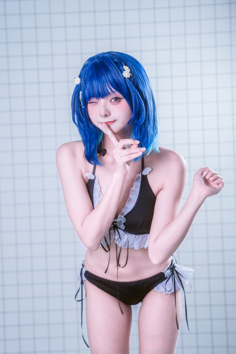 kohakutousa's tweet photo. 𝐀𝐌𝐘𝐀・夏・サマー🍧🌻🍉🍦👙(3/3) https://t.co/LcrXZQYQTV