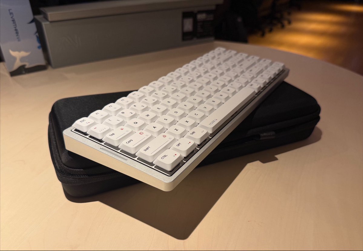 akadera_lol's tweet photo. マイニューギ…にしたいけどこのまま貸出器になる予定…

#IQUINIXMQ80 https://t.co/oyezvhE0xo