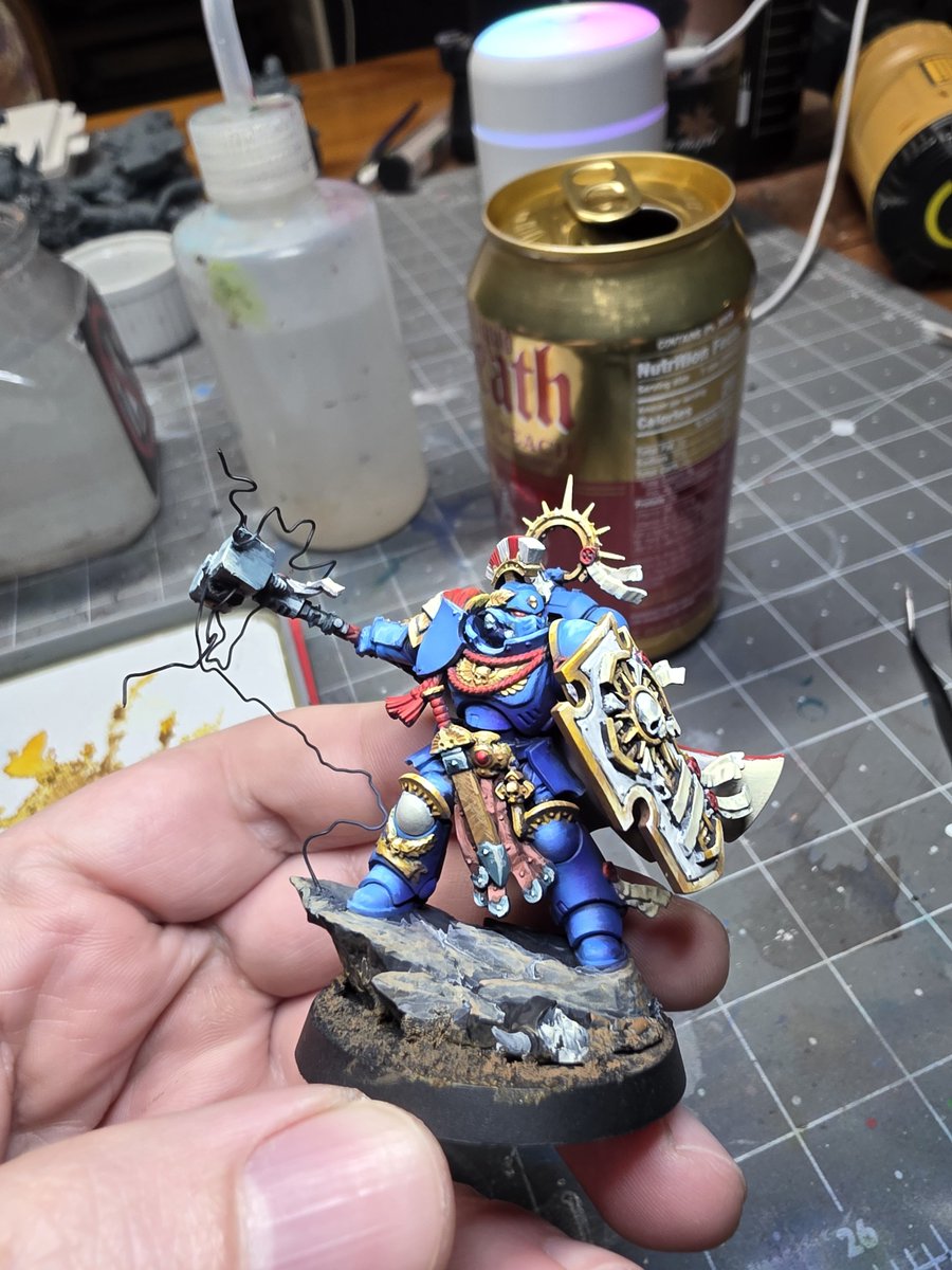 joshthomas45's tweet photo. GM Everyone! Big jump in progress last night. Gold nmm nearly finished and silver started. I still need to tweak a few spots, but then its onto some edge highlights and starting to tackle the lightning effect ⚡️
Have a blessed day!
#40k
#warhammer https://t.co/X5jYsWikp8
