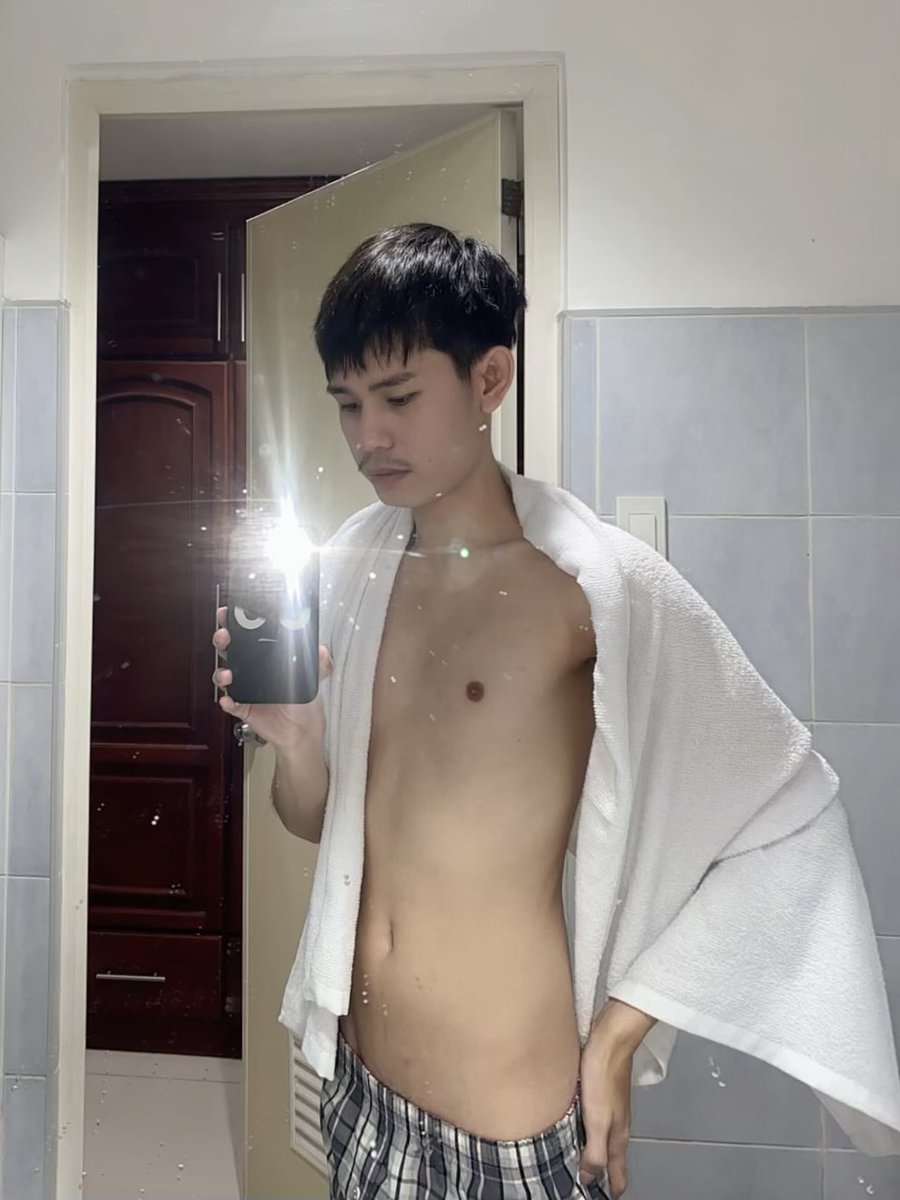 Zyr_fucker's tweet photo. Tra Ligo tayo? 💦🥵

@zyrus_dizon https://t.co/Clvjrxt4yK