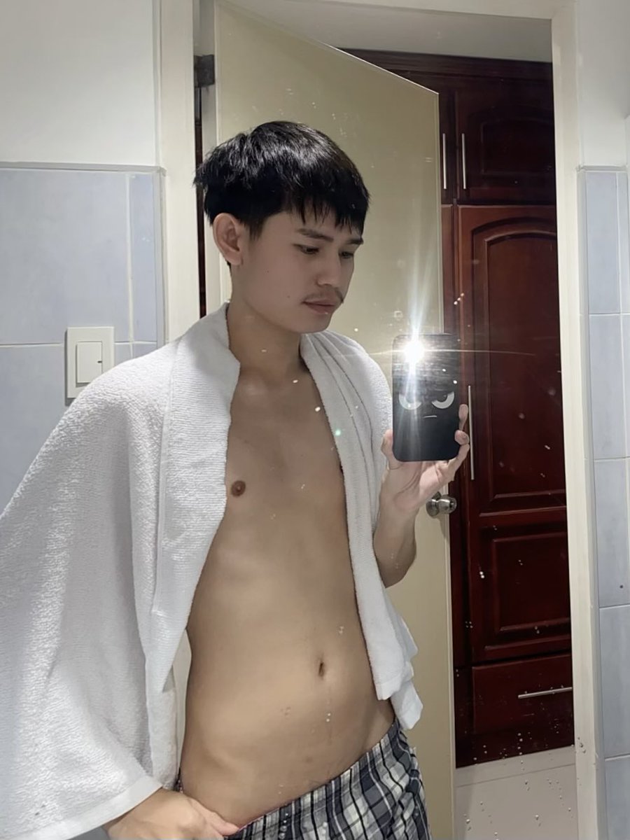 Zyr_fucker's tweet photo. Tra Ligo tayo? 💦🥵

@zyrus_dizon https://t.co/Clvjrxt4yK
