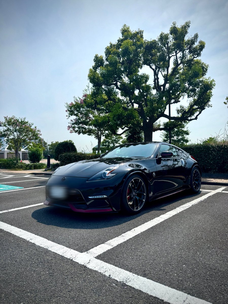 37maruZ_Z's tweet photo. 名前：37丸Z（さな丸Z）
住み：神奈川
愛車：Z34 nismo
趣味：美味しいご飯食べに行く🍜
一言：憧れのZnismo先月納車しました！
初めての車でまだ分からないことだらけですが仲良くしてください🙇‍♀️

 #z34 
#車好きと繋がりたい
#車乗りとして軽く自己紹介 https://t.co/Os3Ai8dZMd