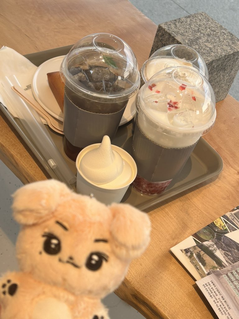 SpudB0SS's tweet photo. 내가 인생샷 찍어줌 https://t.co/msHsbKtQEl