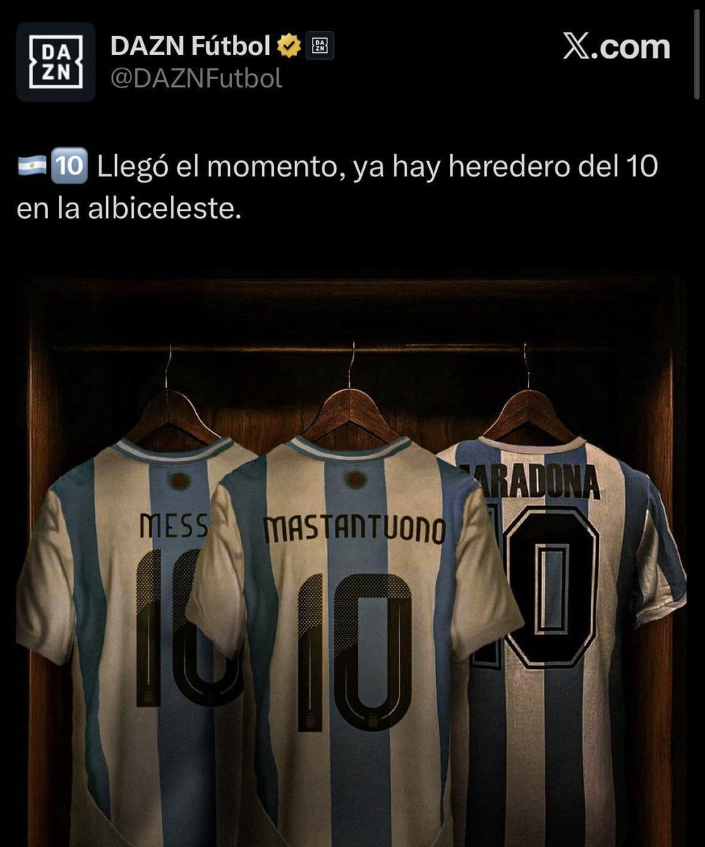 Alannk21's tweet photo. Hace 5 minutos nos decían que Franco era la gran apuesta del club y que era mejor que Lamine. 
Y ahora se deshacen de él. 
Le fichan por 60 millones, rinde como  un paquete, le destrozan la carrera y ahora se va cedido. 

Por cierto, Si esto lo hiciera Laporta... Lo que se diría https://t.co/UeUnTpMMsK