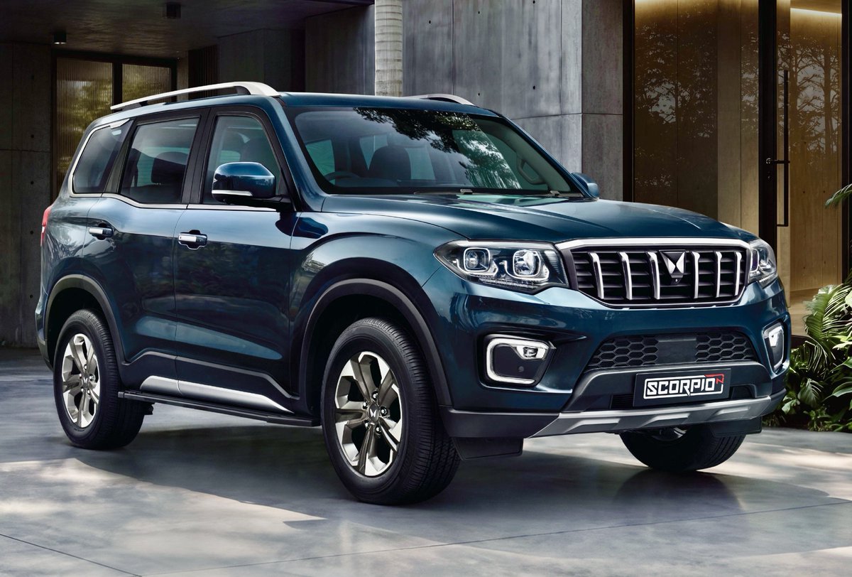 AutomobeIN's tweet photo. UPDATED Mahindra Scorpio N 

Starts at ₹13.69 lakhs (ex-sh) 

- Panoramic Sunroof
- New 18-inch alloy wheels
- 12.3-inch floating infotainment screen
- New 10.25-inch HD Digital Cluster with full screen navigation

#Mahindra #ScorpioN https://t.co/XmscBURiyL
