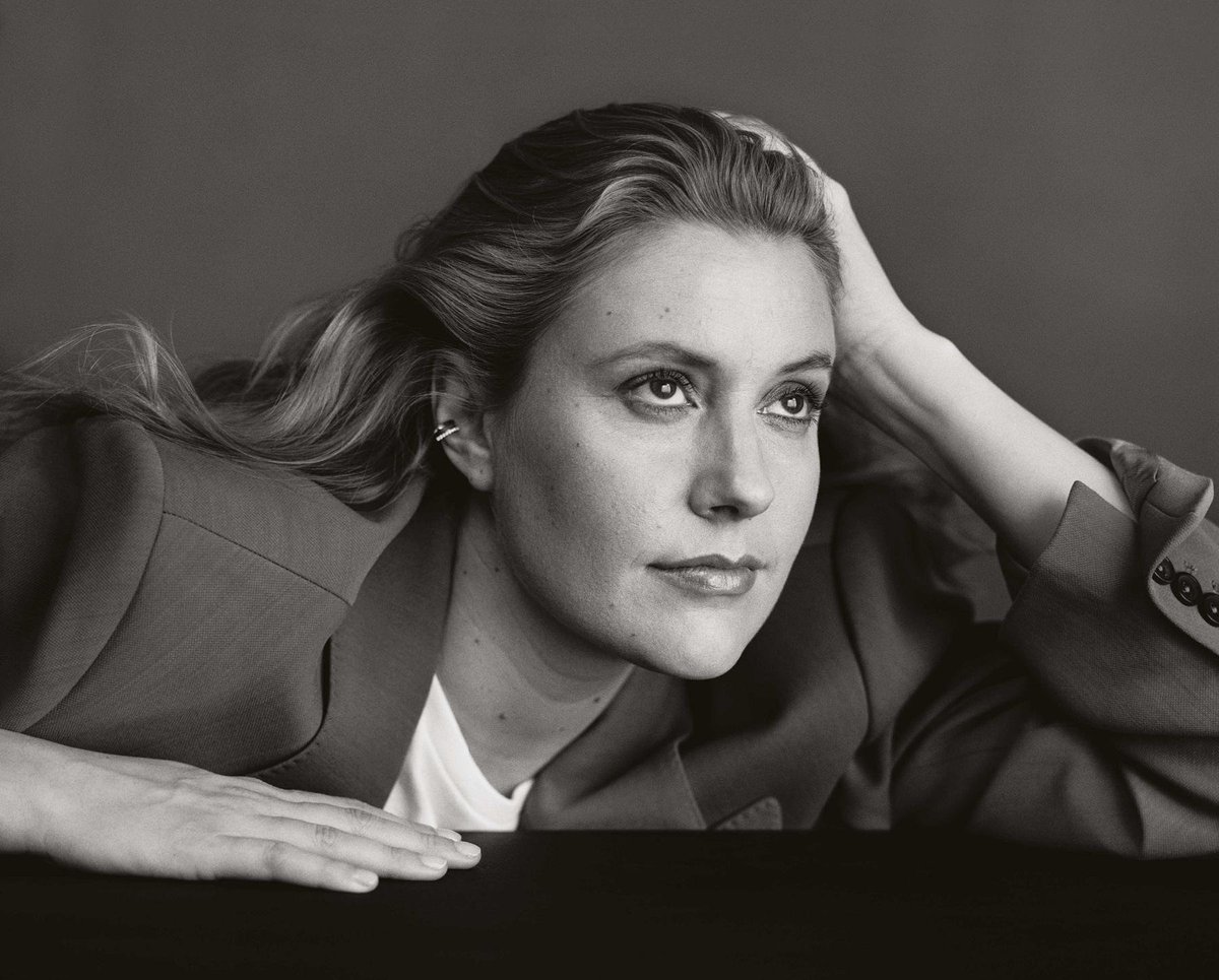 isitshotonfilm's tweet photo. Greta Gerwig's NARNIA: THE MAGICIAN'S NEPHEW, an adaptation of the sixth novel in C. S. Lewis classic fantasy series, will be released on 5-perf 70mm prints.

Shot on 35mm and IMAX 65mm by DP Seamus McGarvey.

In theaters worldwide February 12, 2027. https://t.co/LFxNyiAvzP