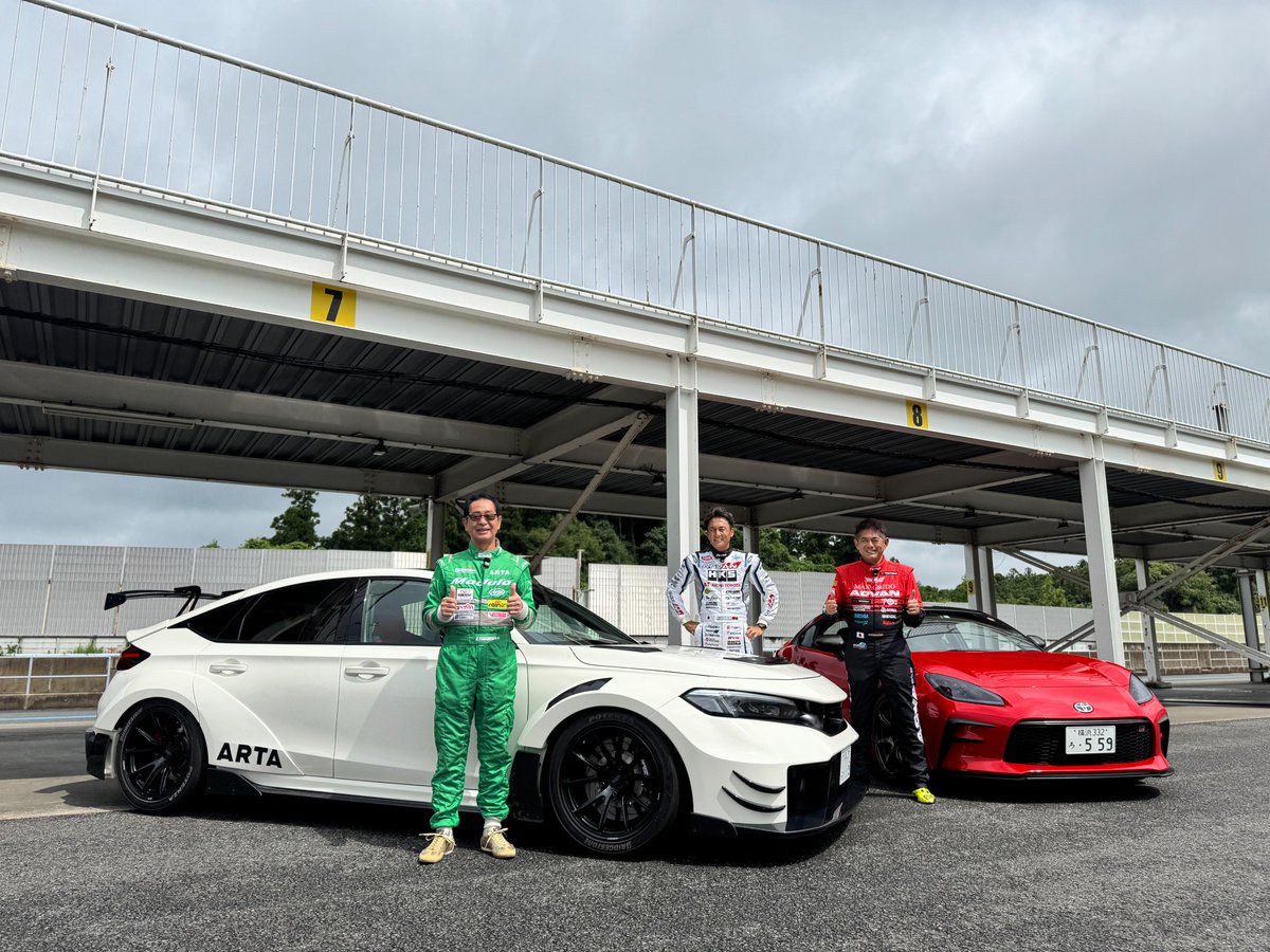 CARPRIMEJPN's tweet photo. ＼21時公開！初登場！ARTA FL5！🚗／
今回のカープライムは、初登場！土屋圭市と鈴木亜久里が作った最強のシビックタイプR？ARTA FL5に加えてまた進化した、MAX ORIDO GR86の登場です！ARTA FL5は限定20台というプレミアムなシビックタイプRですが、その走りは？織戸さんのGR86はエンジンブローを気っっ掛けにHKS製2.5リッターキットで武装、そしてエアサスを取り付けてから初のサーキットでの評価は？ぜひご覧ください！
https://t.co/dI4iI4e78i