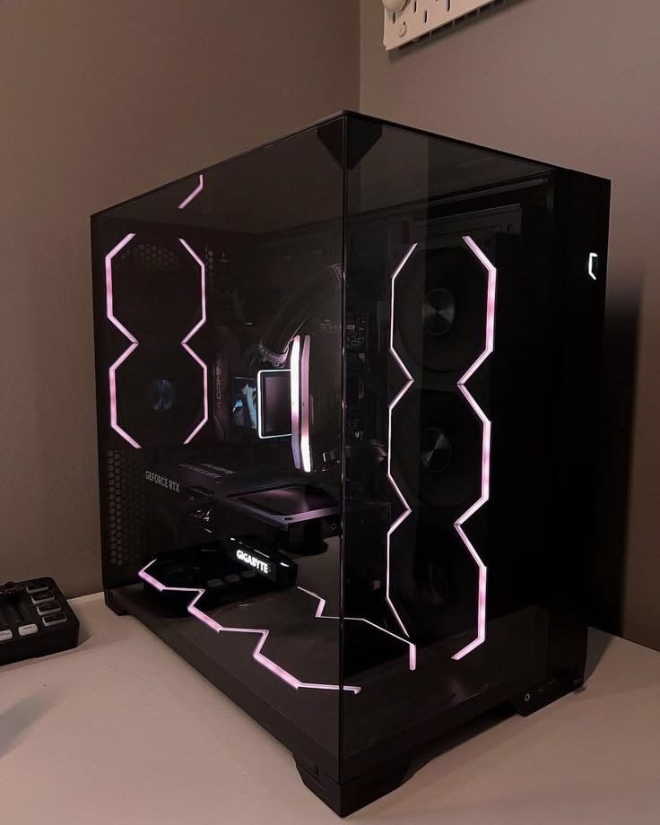 azk_youtube's tweet photo. #CONCOURS – Un PC Gamer à gagner ! 🎁

💻 Une super configuration mini ITX super puissante (RTX 5070 Ti)

👉 RT &amp; Follow moi pour participer 🍀

📲 Follow Insta : @azk_youtube

⏳ Fin dans 72h - #Giveaway #Gaming https://t.co/y7q8nXBha2