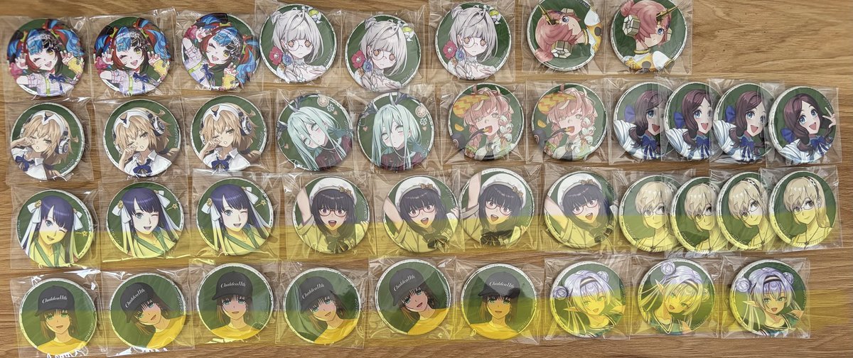 tamotu366's tweet photo. 【交換/譲渡】FGO フェス　霊基召喚缶バッジ

譲:画像参照1.2.3

求:2026fas アーサー　　
　定価(送料)

↓ https://t.co/m8V3oTedg3