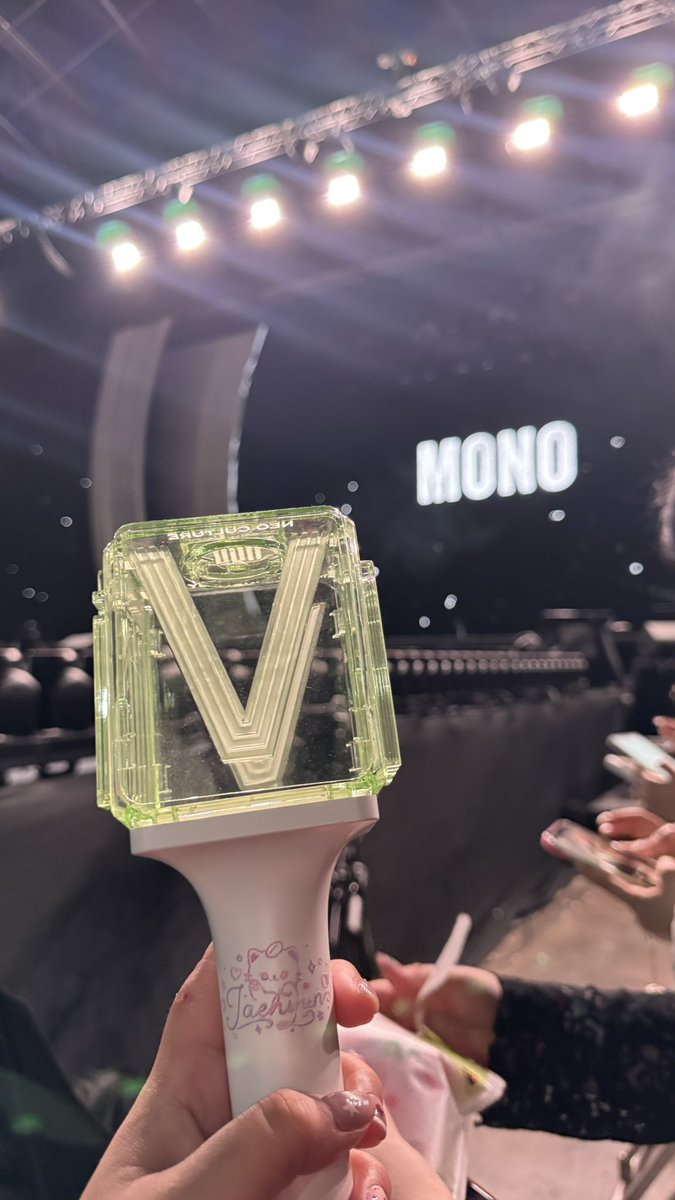 yoknch's tweet photo. ใครตายเชิญเลยพิพิ เจอกัล https://t.co/5ZfOfnkzWd