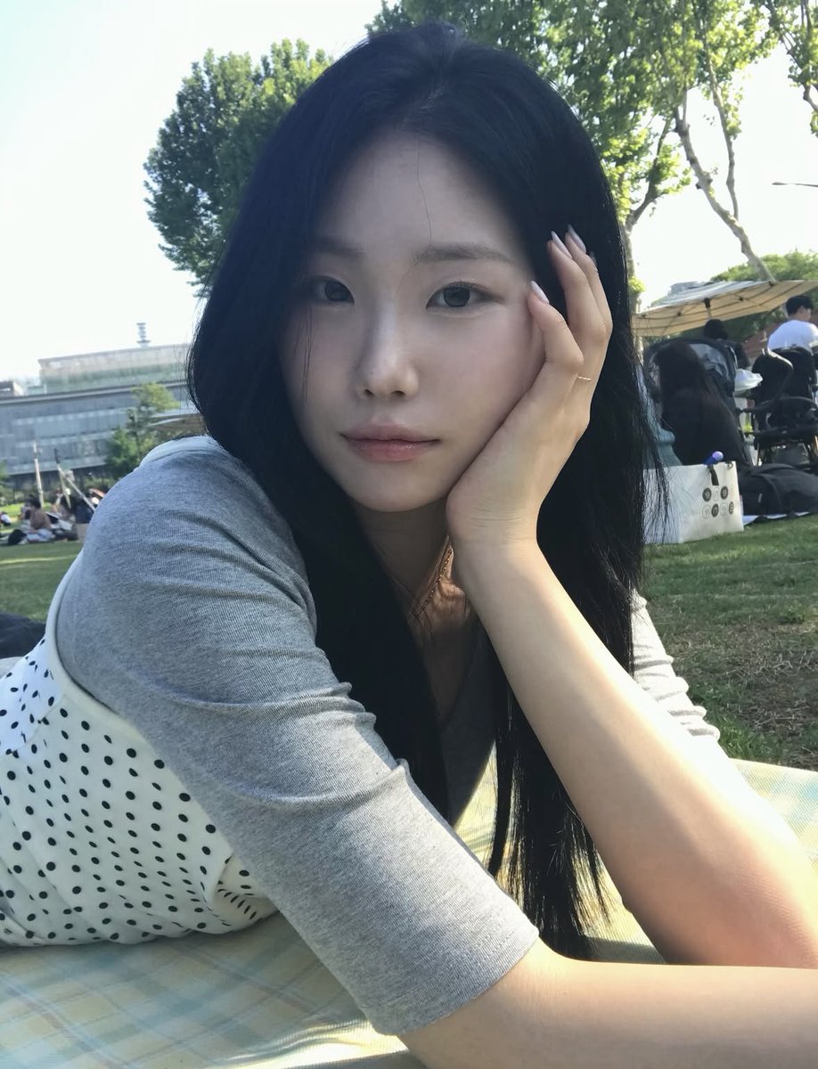 dmddodlql's tweet photo. #지인박제 #지인능욕 #지인상납 https://t.co/UkcKi5XaW6