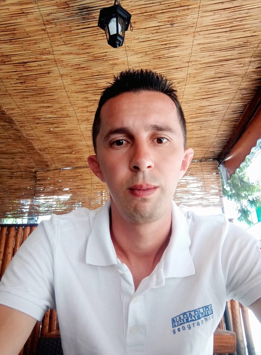 The_Cat2509's tweet photo. @Mamica451874022 Nego šta!🤭 https://t.co/LKVYQaupCo