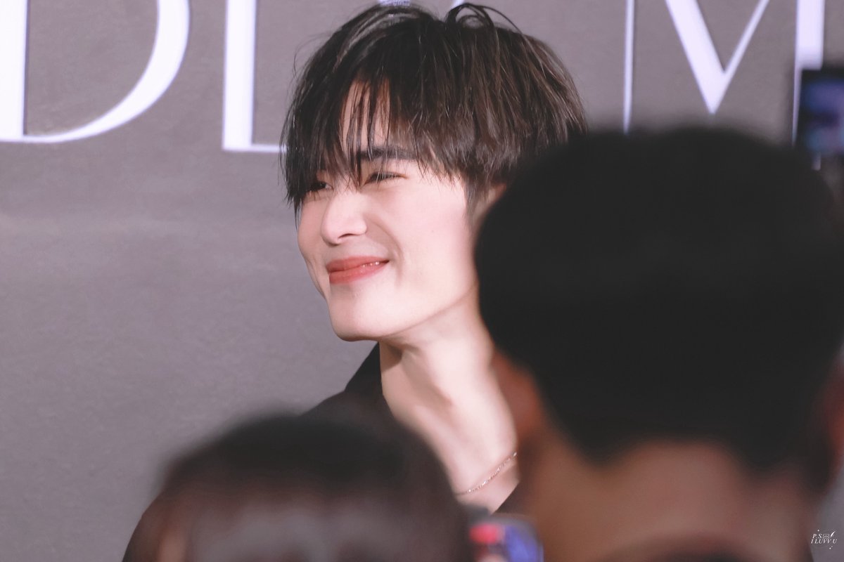 psiluvvu's tweet photo. โมจิสตรอเบอร์รี่🍡🍓 https://t.co/Ctx7TpLoYt