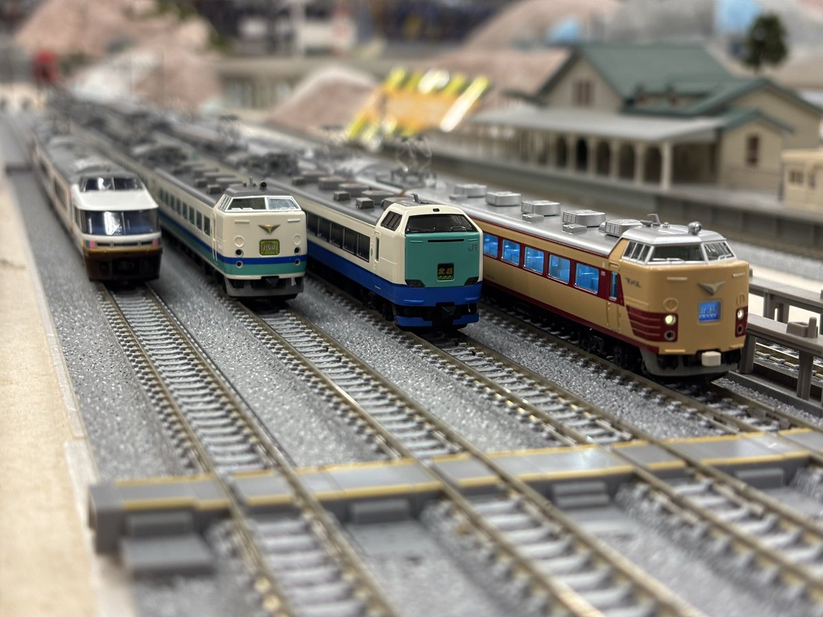 SER485's tweet photo. 久しぶりの浮上
写真はちょっと前にレンタルレイアウトで走らせてきたときのやつ https://t.co/l4de7yootN