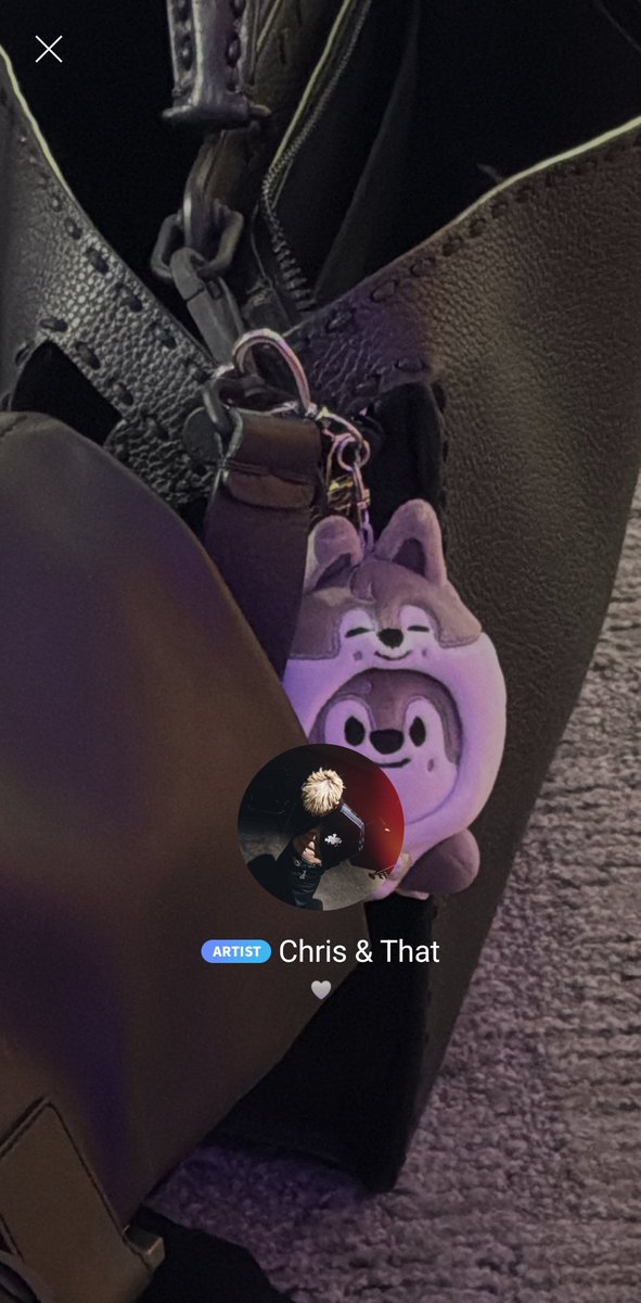 0325bubble's tweet photo. Chris has updated his pfp on 🫧 !
— 👑 https://t.co/3q8SEpa1yA