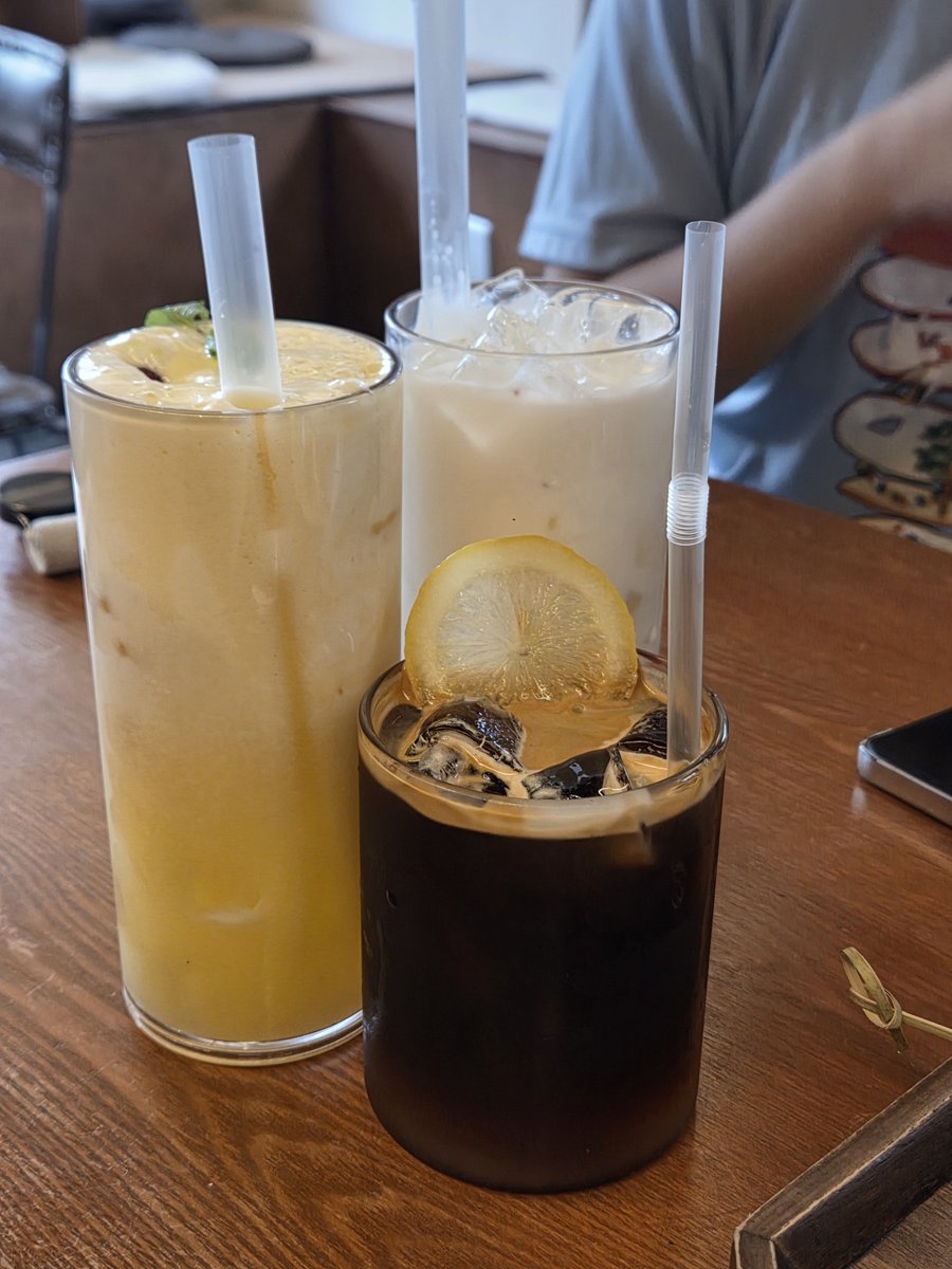 alwaysk1a's tweet photo. 📍을지로 문덕카페
📍을지로 촙촙
📍을지로 젤라토먼트 https://t.co/sxocDot0PE
