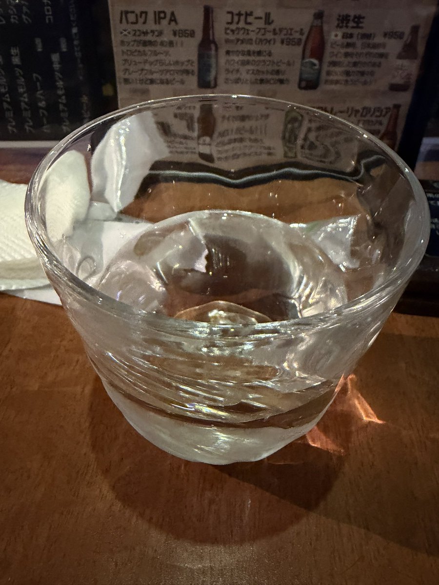 yukie428's tweet photo. 上善如水の読み方がわからんかった(適当に読んで指差し) https://t.co/uUZCxpGcD7