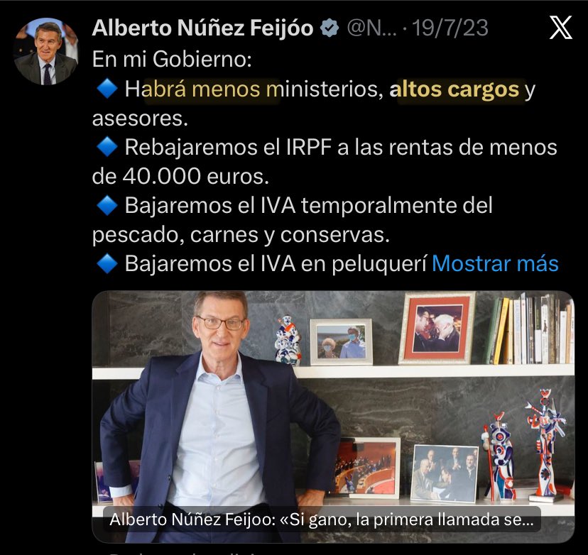 GonzaloRuiiz_'s tweet photo. Feijóo en 2023: “Habrán menos altos cargos”.

Noticia de 2026: “Moreno dispara los altos cargos de la Junta de Andalucía hasta 314, récord histórico”. https://t.co/ce64LmXA0Y