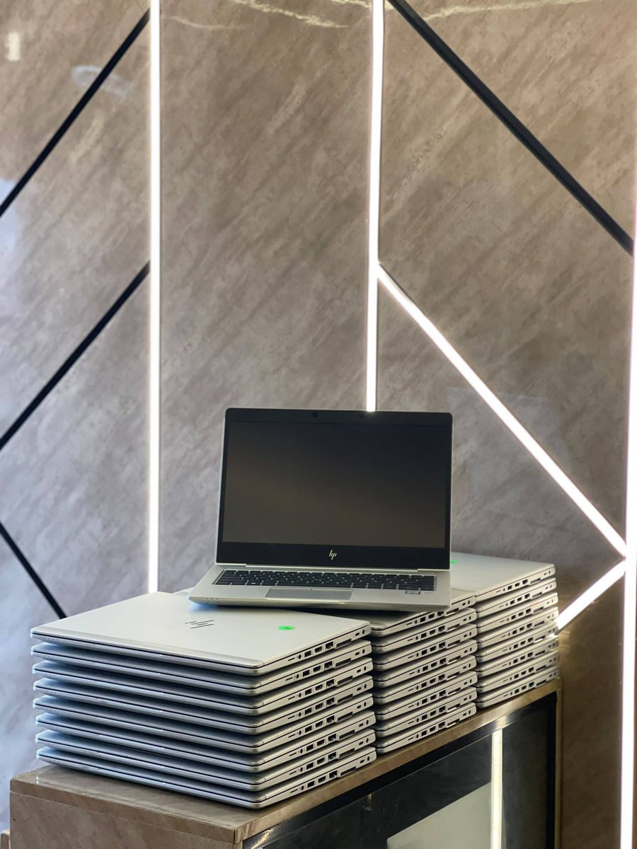 jhozztech's tweet photo. HP ELITEBOOK 830 G6
INTEL CORE I5 
256 SSD 8GB RAM 
KEYBOARD LIGHT 
TOUCH SCREEN 
8TH GENARATION 
13.3 INCHES SCREEN 
FACE RECOGNITION
FINGERPRINT ENABLE 
AVAILABLE UN BULK

              @ 400K 🇮🇸

#LaptopDeals #TechUpgrade #Jhozztech #LaptopsInNigeria https://t.co/eW5AG8sL83