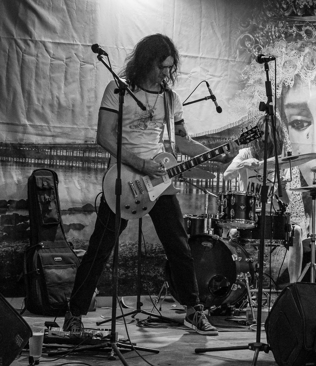 joeydeadcat's tweet photo. It's Only Rock 'n' Roll (But I Like It)… ❤️‍🔥🎸

📸 Francis Tejada López https://t.co/U7aDnbG5EU