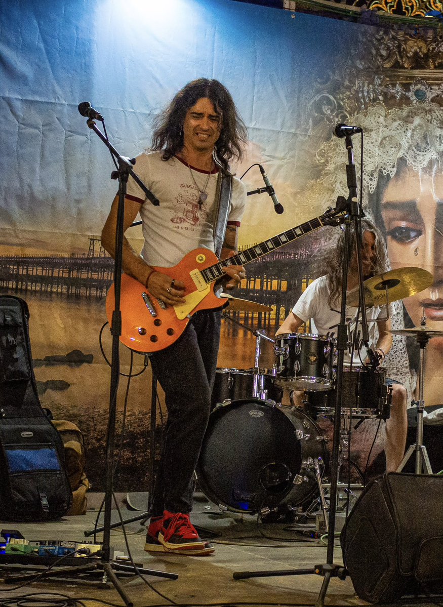 joeydeadcat's tweet photo. It's Only Rock 'n' Roll (But I Like It)… ❤️‍🔥🎸

📸 Francis Tejada López https://t.co/U7aDnbG5EU