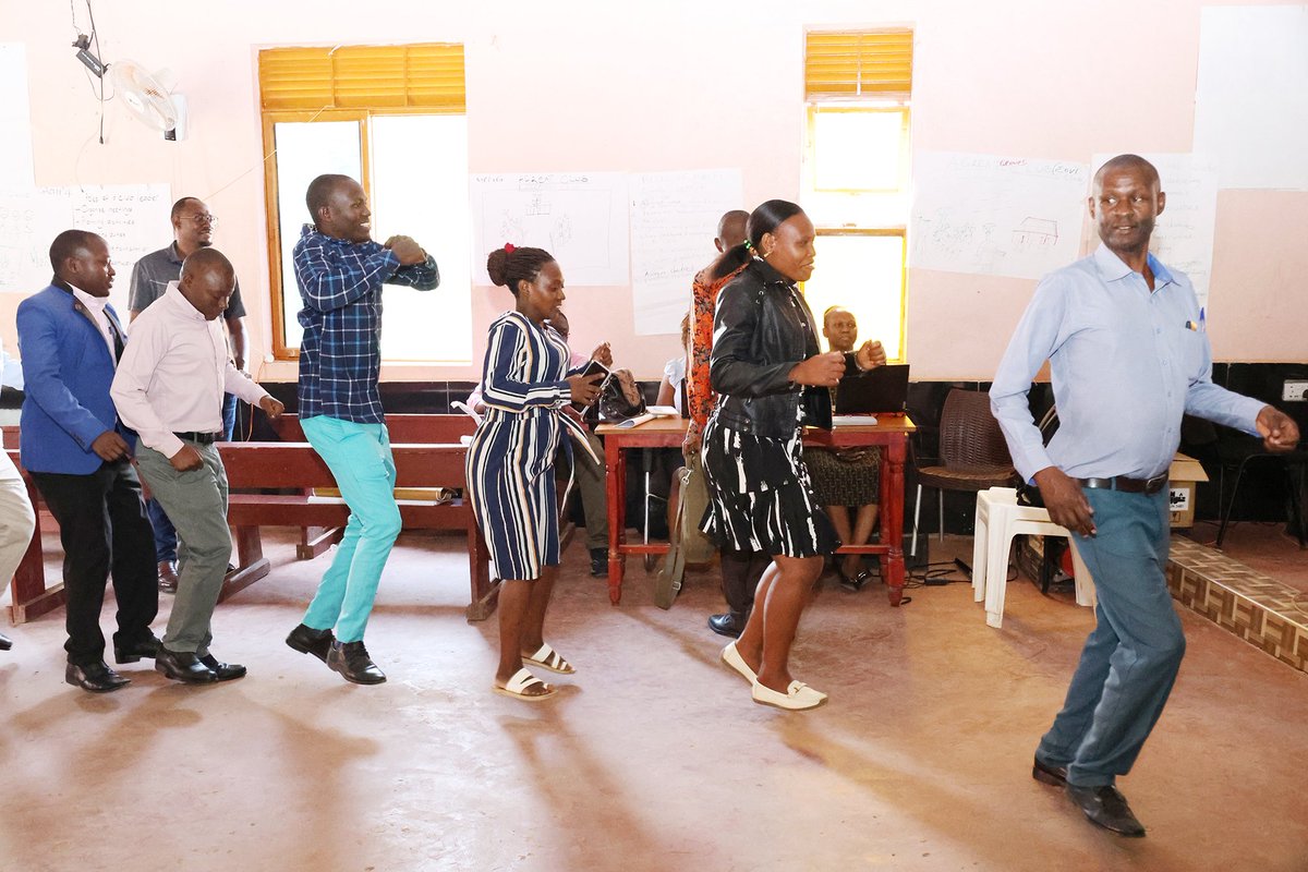 STIAUg's tweet photo. DAY TWO!

Building Safer Schools Through Life Skills Education
Today, we continue the Life Skills Training for Teachers in Isingiro District under the Uganda Secondary Education Expansion Project (@USEEP). https://t.co/K3lmKMGJsO