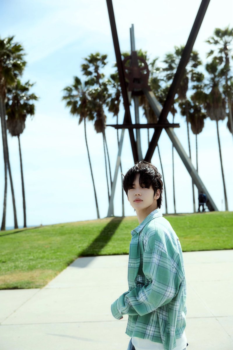 cloverhyunn's tweet photo. Happy birthday sayangku haminiii🥳🥹😭🩵 semoga kamu selalu dikelilingi hal² baik kedepannya yaaa ❣️

HAPPY 20TH HAMIN DAY
#해피하민데이_나의자전거소년
#20DreamsWithHamin
#SMTR25 https://t.co/es1znOyzCD