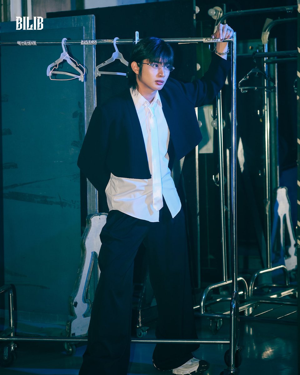 bilib_official's tweet photo. 📸 #BILIB_RC at Mr. World Philippines 2026 Finals Night. https://t.co/w2NHE4SYqg