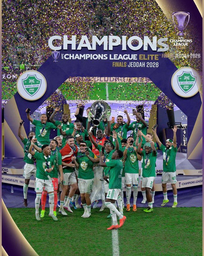 Jezaa133's tweet photo. عيب عظيم ما يحدث للاهلي لين الحين من تجاهل من الملاك 

وين المدرب 

وين المحور 

وين الظهير https://t.co/1M5uJAUEEO