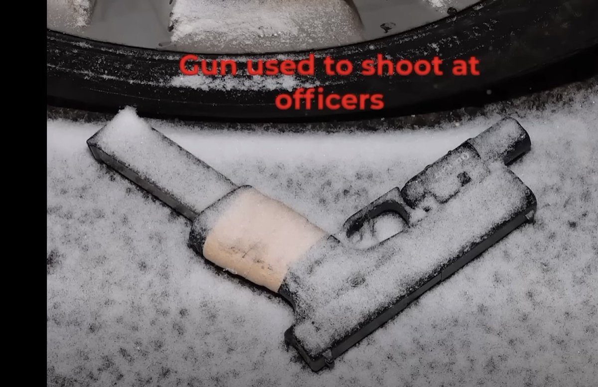 Beanrr420's tweet photo. @itslavenderstar @ElkhartPolice He shot at police and had illegal guns he deserved what he got😂😂😂 https://t.co/BOXumoeYcC