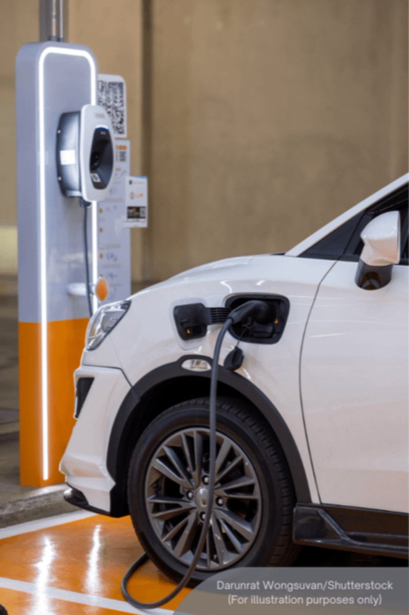 NewsBFM's tweet photo. MITI has clarified that it is still studying the most suitable mechanism to fund Malaysia's EV charging infrastructure.

"We did not say that we will impose the proposed EV levy on the public. However, if those costs are imposed on manufacturers, they will ultimately pass them on to consumers," said minister Johari Ghani.

🧵1