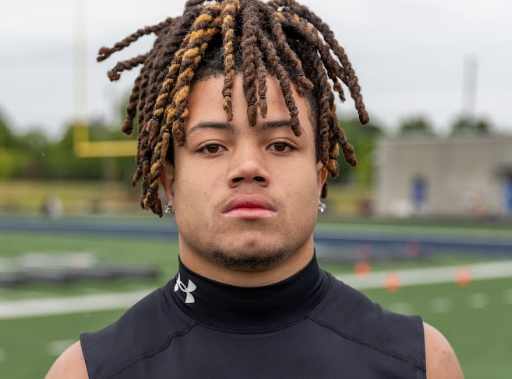sixstarfootball's tweet photo. Preseason Prospect Preview:  Kentucky 2029 Prospects raising profile

📈Six Star Football takes a look at several prospects making noise🔥

STORY▶️https://t.co/QGuve7NAlF

@nehemiahbailey0 @thereal_jp2029 @Noah_cross_5
@qbpeytonduck @braiden_ford @dixonmount13
@Zane_Mullins56 @Presswoodcole @ajrhodes2029
@charlesr2029 @MaddixV32 @KadinKilli