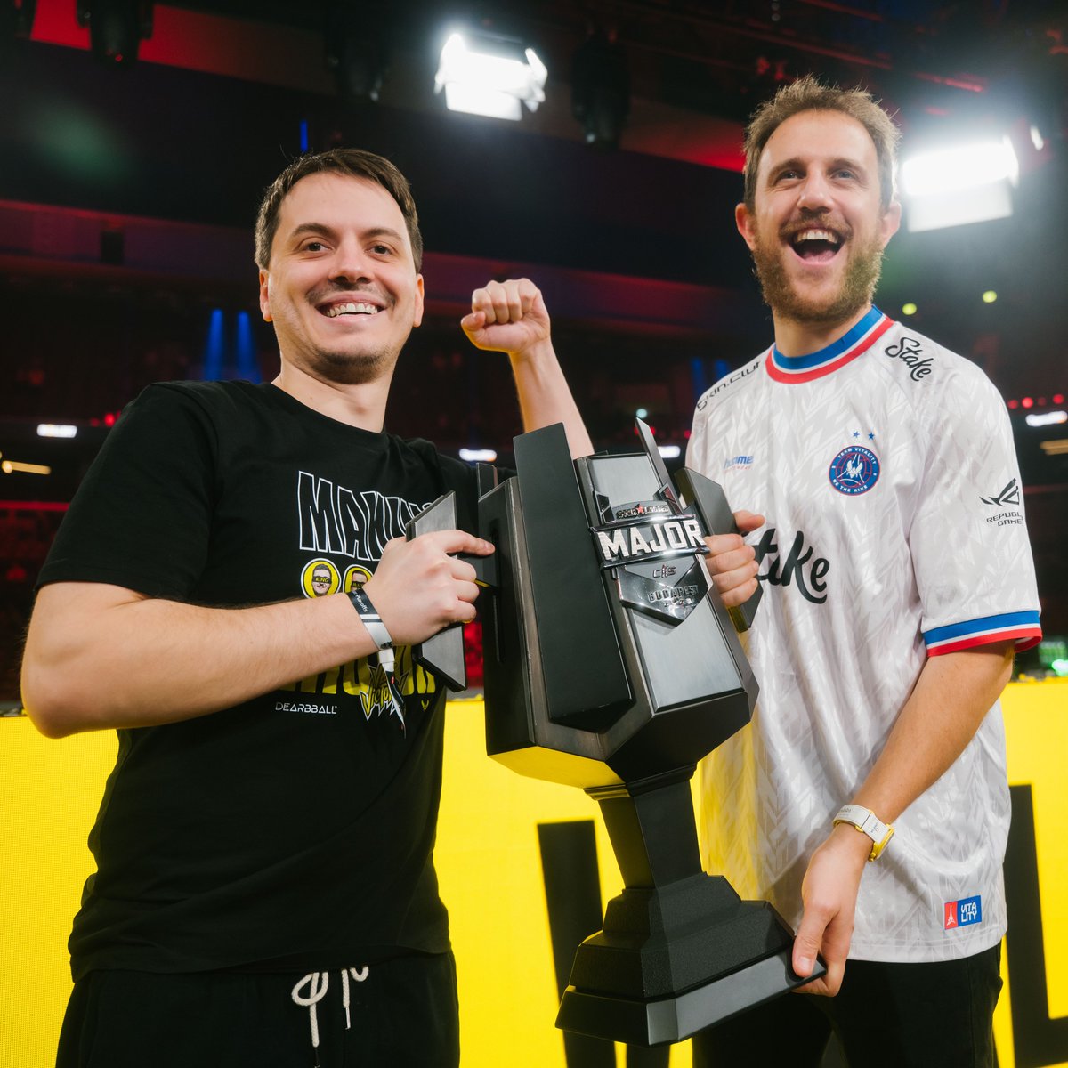 TeamVitality's tweet photo. Since August 5, 2013, our mission remains unchanged: reach the top and become the #1 esports club in the world. 

Thank you to every fan following us for the past 13 years, and to everyone who joined the adventure along the way. 🐝

Joyeux anniversaire Vitality 💛🎂 https://t.co/YKWXbnu2K3