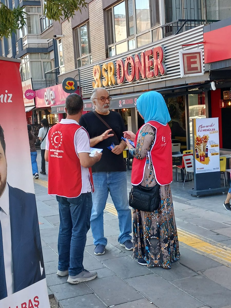 btpankarakadin's tweet photo. Mamak Kadın Kollarımız sahada, vatandaşlarımızla yan yana! 🇹🇷

Gerçekleştirdiğimiz saha çalışmasında vatandaşlarımızla bir araya geldik.

Gösterdikleri yoğun ilgi ve samimi yaklaşımları için tüm hemşehrilerimize teşekkür ediyoruz. https://t.co/GgVk0WwlmR