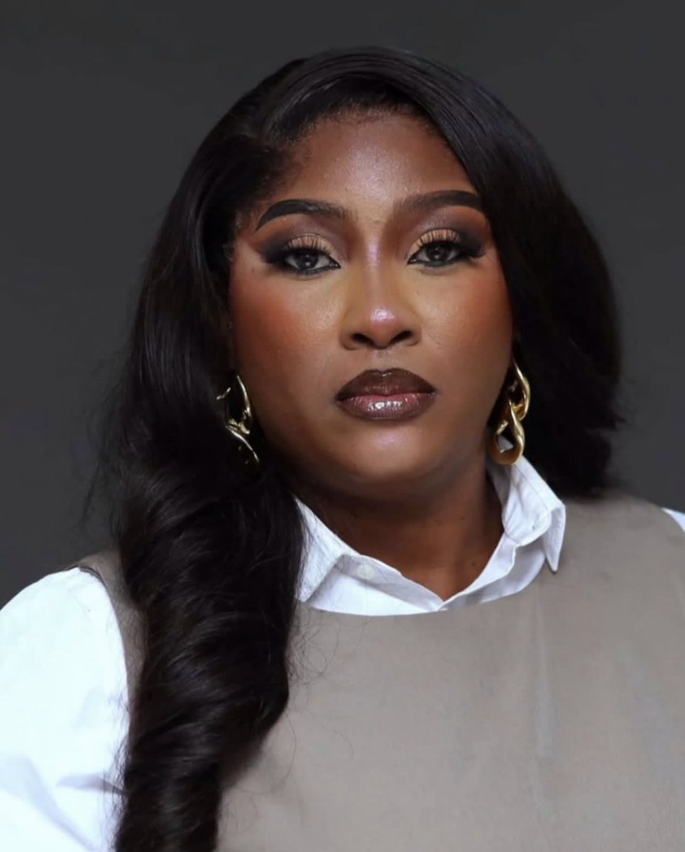 yabaleftonline's tweet photo. Nollywood Actress Temitope Osoba Reportedly D!es At 40 https://t.co/g8uytHp4M4