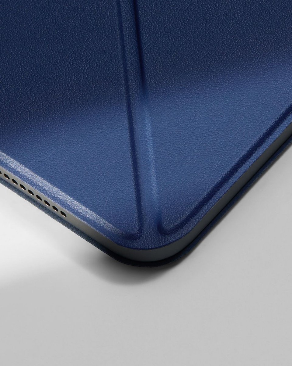 PitakaGallery's tweet photo. Premium PU leather, multi-angle support, and seamless magnetic attachment.
PITAKA Folio 3, refined for a better iPad experience.

#pitaka https://t.co/c7s93hjWVf